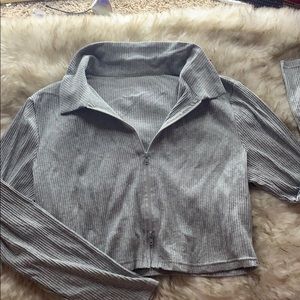 Ribbed grey zip up crop